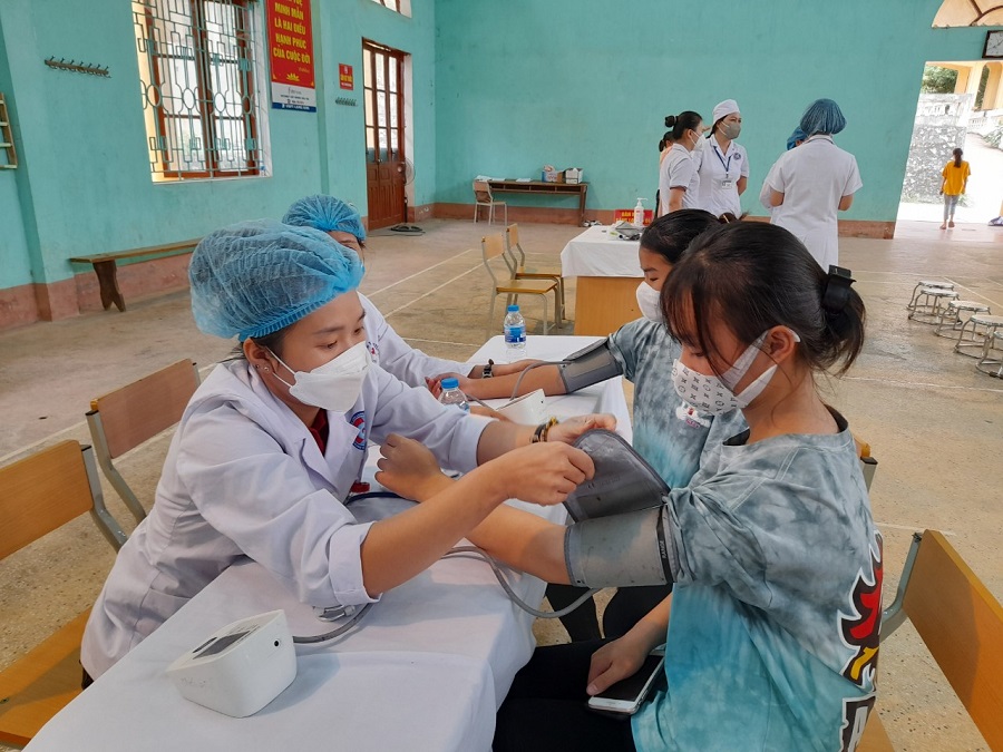 Triển khai tiêm vắc xin phòng COVID-19 cho trẻ em từ 12 đến 17 tuổi trong tháng 11/2021