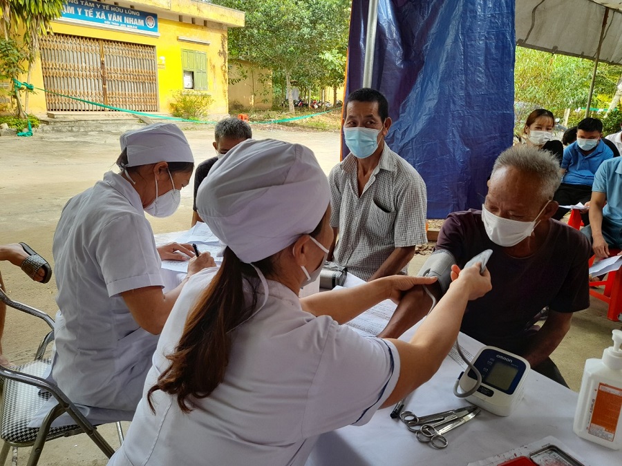 Huyện Hữu Lũng tổ chức chiến dịch tiêm vắc xin phòng COVID-19 mũi 2 cho nhân dân
