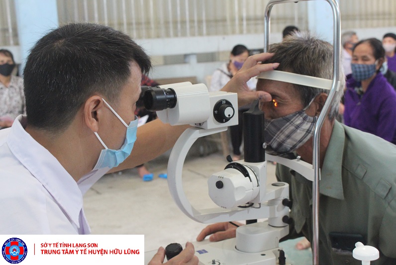 Chương trình khám sàng lọc các bệnh về mắt và phẫu thuật mắt bằng phương pháp phaco